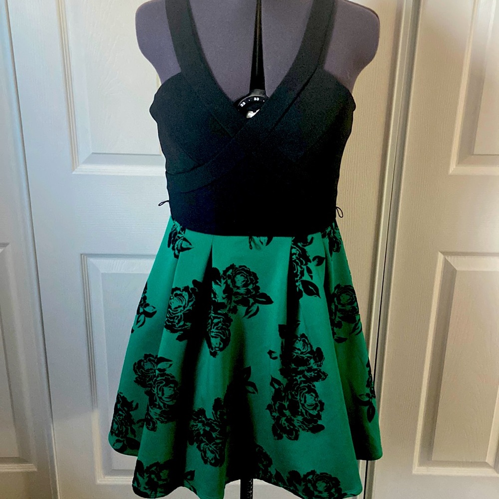 MIDNIGHT DOLL PINUP PARTY DRESS